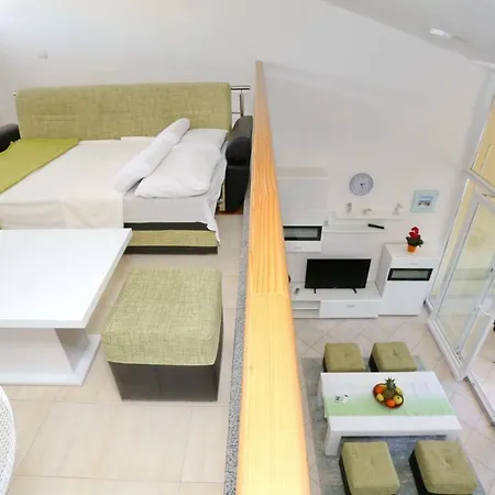 Two Palms Apartment